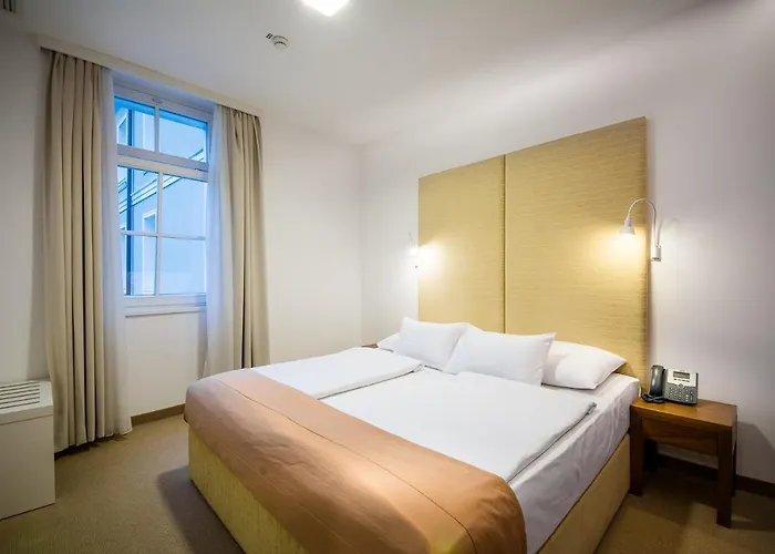 Rimske Terme Resort - Hotel Zdraviliski Dvor