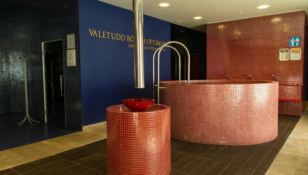 Rimske Terme - Zdraviliski Dvor 4*
