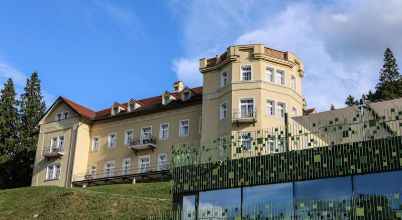 Rimske Terme - Zdraviliski Dvor Rimske Toplice