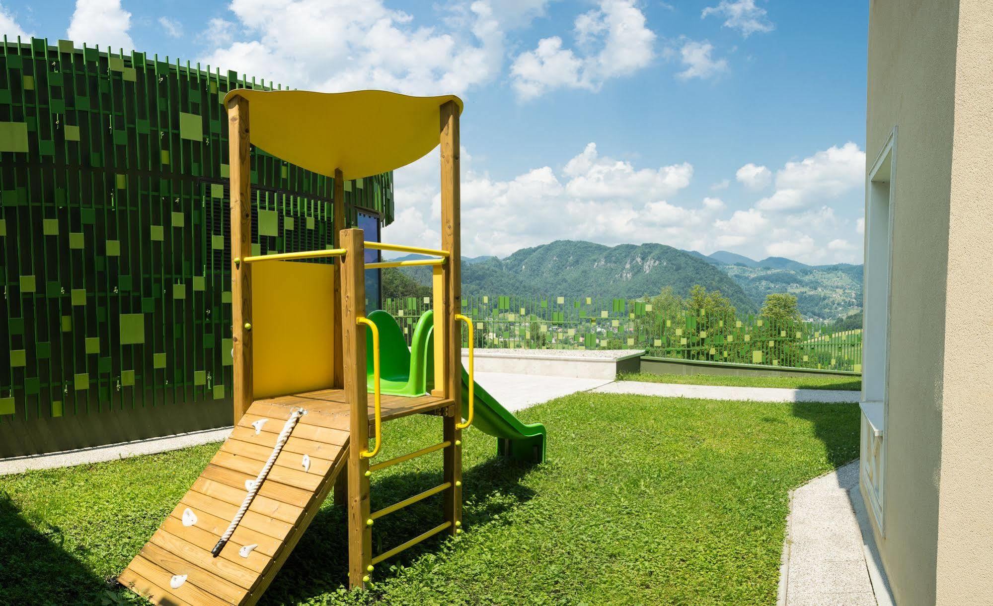 Rimske Terme - Zdraviliski Dvor 4*
