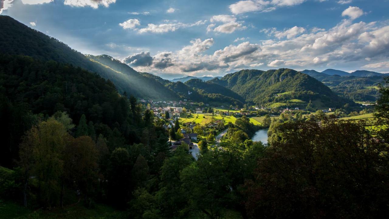 Rimske Terme - Zdraviliski Dvor